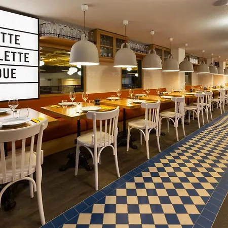 Aparthotel Rockypop &
