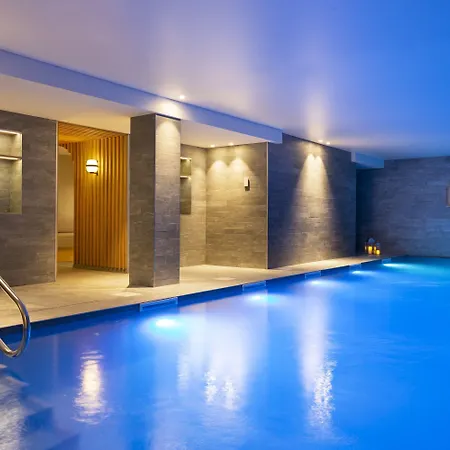 Rockypop & Apartmanhotel 4*
